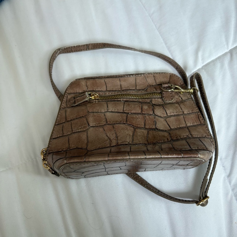 Pratesi Firenze Italian Leather Crossbody - Picture 8 of 13